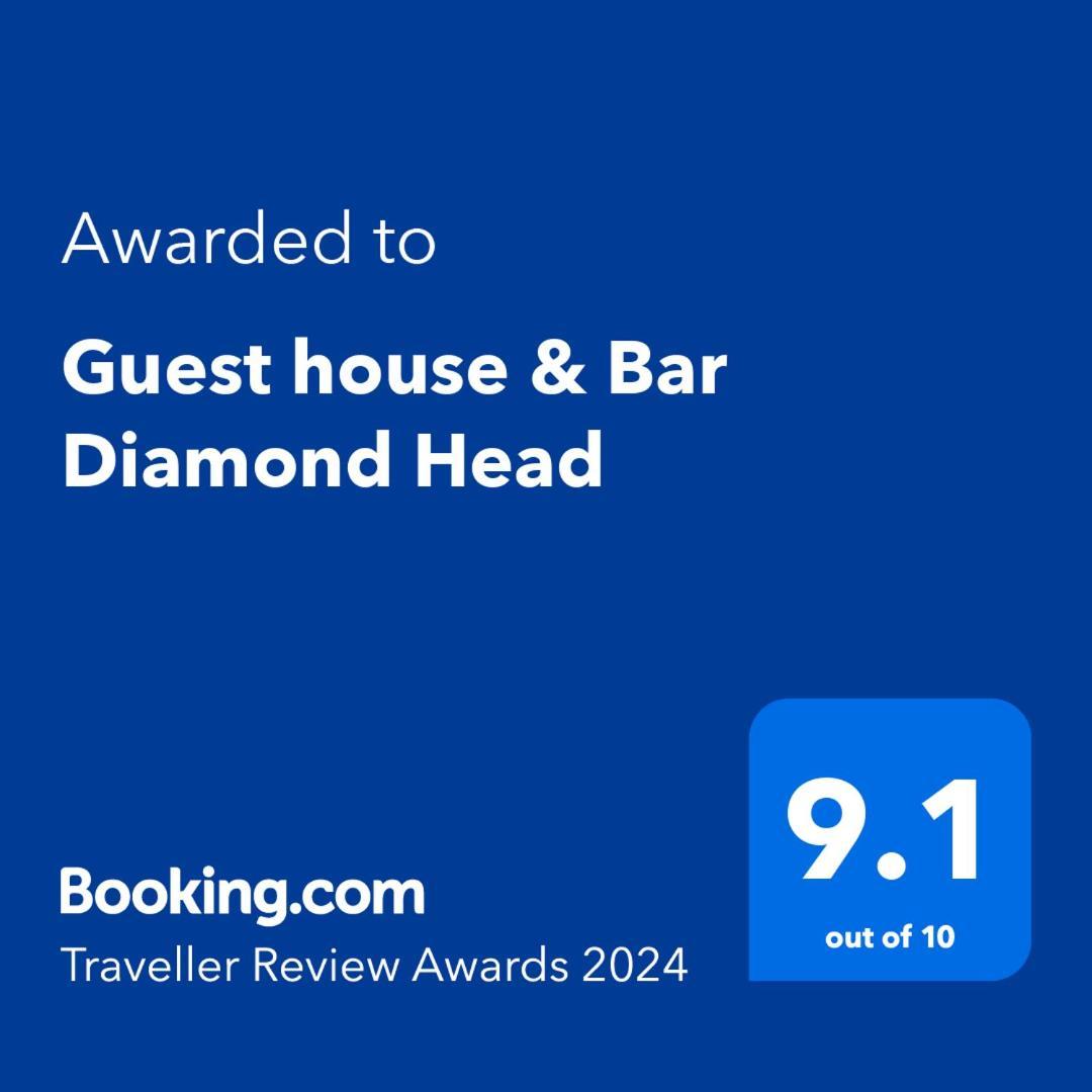 Guest House & Bar Diamond Head Mihana Exteriör bild